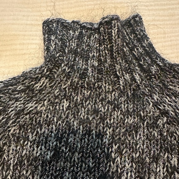 Vintage Holiday Black/Silver Sweater, Size S - Picture 4 of 4